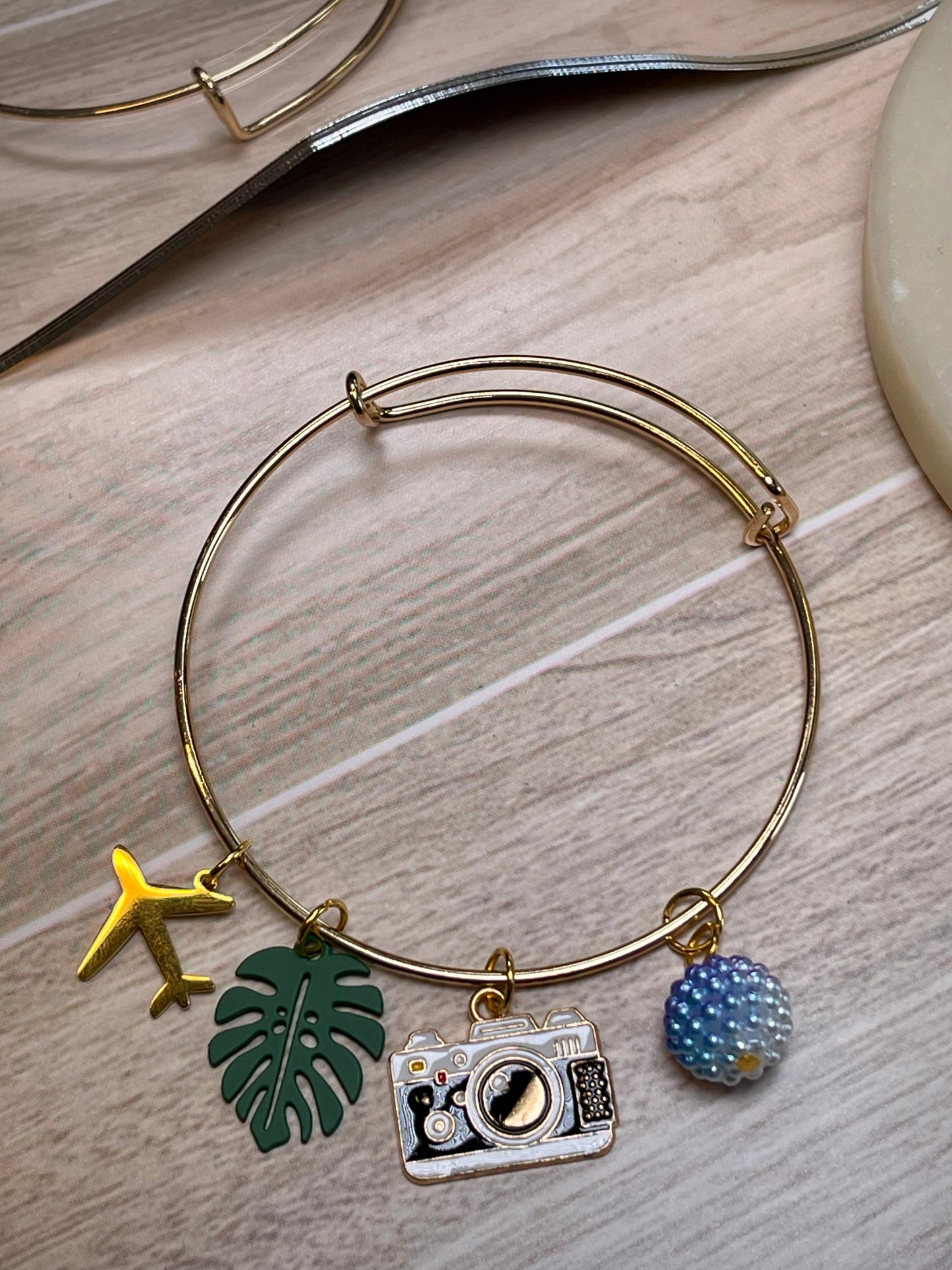 Bracelet - Gold