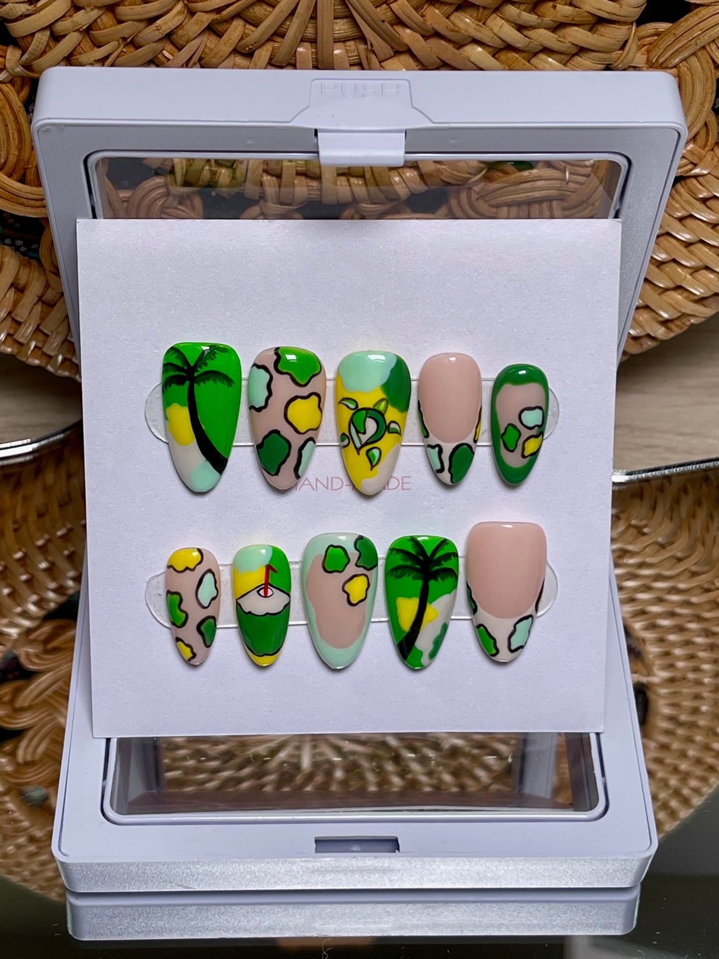 Tropicaleo